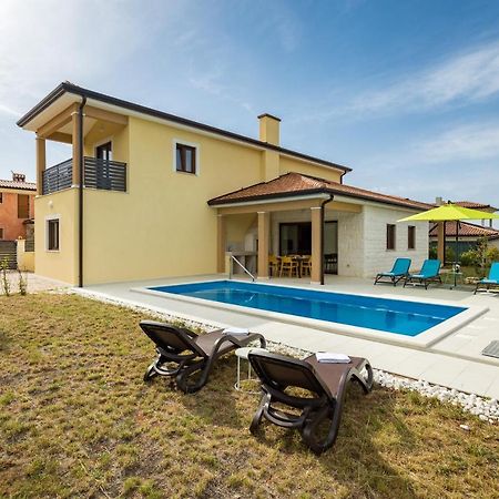 Villa Carneol Kaldanija 외부 사진