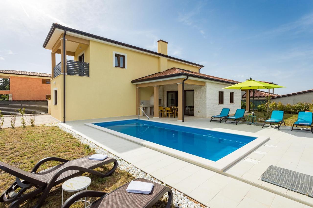 Villa Carneol Kaldanija 외부 사진
